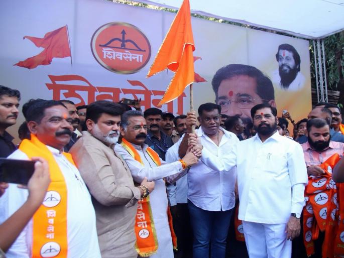 rajan salvi join shiv sena shinde group in presence of deputy cm eknath shinde and make big demand | “मी समाधानी, आनंदी, पण माझी एकच अपेक्षा आहे की...”; एकनाथ शिंदेंसमोर राजन साळवींची मोठी मागणी