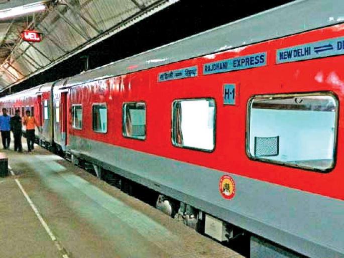 Travel made on fake e-ticket: Filed a case against the engineer | बनावट ई-तिकिटावर केला प्रवास : अभियंत्याविरुद्ध गुन्हा दाखल Travel made on fake e-ticket: Filed a case against the engineer | बनावट ई-तिकिटावर केला प्रवास : अभियंत्याविरुद्ध गुन्हा दाखल