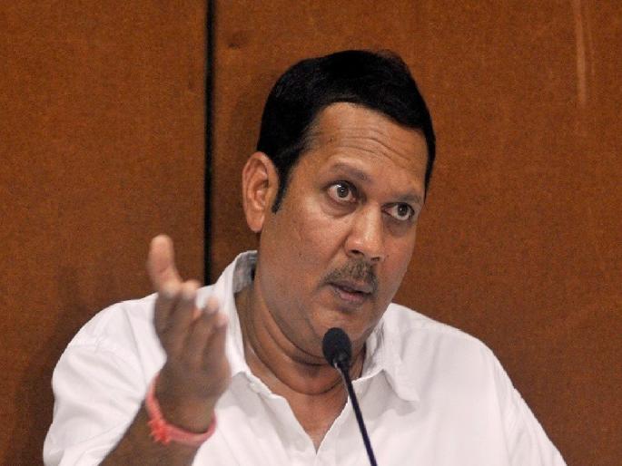 The symbol is not declared.., are there any clues from above?; Udayanraj gave blunt answers to journalists' questions | सगळं पावसानं केलं म्हणता.. पण लोकांसाठी पाऊस पडला पाहिजे; उदयनराजेंच्या प्रचाराच्या किश्श्यांनी सर्व जण लोटपोट