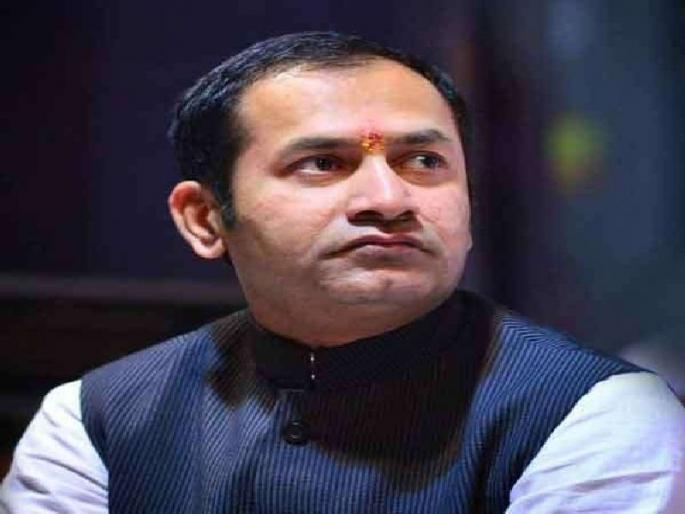 Funeral on former MLA Rajeev Rajale; City mourns mourning; Pankaja Munde, Ram Shinde's presence | माजी आमदार राजीव राजळे यांच्यावर अंत्यसंस्कार; नगर जिल्ह्यावर शोककळा; पंकजा मुंडे, राम शिंदे यांची उपस्थिती Funeral on former MLA Rajeev Rajale; City mourns mourning; Pankaja Munde, Ram Shinde's presence | माजी आमदार राजीव राजळे यांच्यावर अंत्यसंस्कार; नगर जिल्ह्यावर शोककळा; पंकजा मुंडे, राम शिंदे यांची उपस्थिती