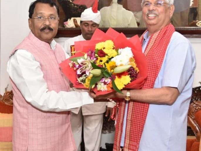 rajendra arlekar announced that he is not in the race for the goa cm post and then pramod sawant get tension free | राजेंद्र आर्लेकर नाहीच; मुख्यमंत्रिपदाच्या शर्यतीत नसल्याचे केले जाहीर, प्रमोद सावंत 'टेन्शन फ्री' rajendra arlekar announced that he is not in the race for the goa cm post and then pramod sawant get tension free | राजेंद्र आर्लेकर नाहीच; मुख्यमंत्रिपदाच्या शर्यतीत नसल्याचे केले जाहीर, प्रमोद सावंत 'टेन्शन फ्री'