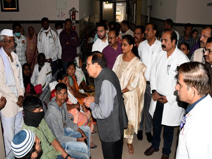 Now Government Cancer hospital became like Banyan tree; Feelings of doctors, relatives of patients | 'कॅन्सर रुग्णांना आधार देणाऱ्या रोपाचे बनले वटवृक्ष'; डॉक्टर्स, रुग्णांच्या नातेवाईकांच्या भावना Now Government Cancer hospital became like Banyan tree; Feelings of doctors, relatives of patients | 'कॅन्सर रुग्णांना आधार देणाऱ्या रोपाचे बनले वटवृक्ष'; डॉक्टर्स, रुग्णांच्या नातेवाईकांच्या भावना