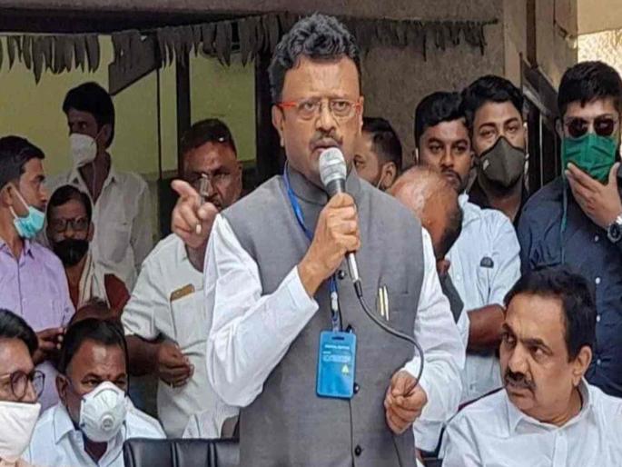 Ajit Pawar group tension increased as Rajendra Shingane attended program attended by Sharad Pawar in Wardhya | "नाईलाजास्तव अजित पवारांसोबत गेलो"; राजेंद्र शिंगणेंकडून शरद पवारांचे तोंडभरुन कौतुक Ajit Pawar group tension increased as Rajendra Shingane attended program attended by Sharad Pawar in Wardhya | "नाईलाजास्तव अजित पवारांसोबत गेलो"; राजेंद्र शिंगणेंकडून शरद पवारांचे तोंडभरुन कौतुक