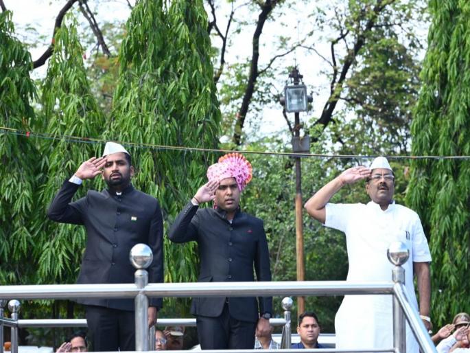 For the progress of Maharashtra, we will have to act like a tiger: No. Sudhir Mungantiwar | महाराष्ट्राच्या प्रगतीसाठी वाघासारखा पराक्रम करावा लागेल : ना. सुधीर मुनगंटीवार For the progress of Maharashtra, we will have to act like a tiger: No. Sudhir Mungantiwar | महाराष्ट्राच्या प्रगतीसाठी वाघासारखा पराक्रम करावा लागेल : ना. सुधीर मुनगंटीवार