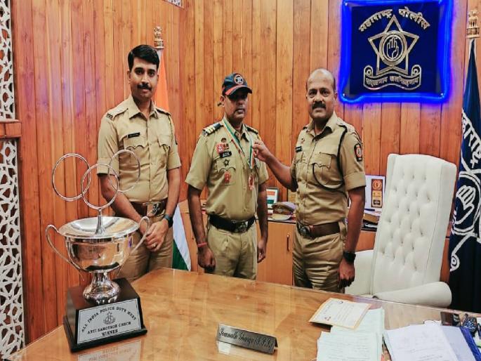 Bronze Medal to Poh Ramesh Kuthe in Indian Police Duty Meet | भारतीय पोलीस कर्तव्य मेळाव्यात रमेश कुथे यांना कास्य पदक Bronze Medal to Poh Ramesh Kuthe in Indian Police Duty Meet | भारतीय पोलीस कर्तव्य मेळाव्यात रमेश कुथे यांना कास्य पदक