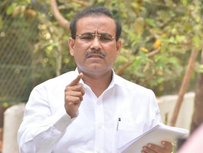 'Rajesh Tope is making a fuss about free treatment, give proof or resign' MNS gajanan kale | 'मोफत उपचारांबाबत राजेश टोपे उल्लू बनवत आहेत, पुरावे दाखवा अन्यथा राजीनामा द्या' 'Rajesh Tope is making a fuss about free treatment, give proof or resign' MNS gajanan kale | 'मोफत उपचारांबाबत राजेश टोपे उल्लू बनवत आहेत, पुरावे दाखवा अन्यथा राजीनामा द्या'