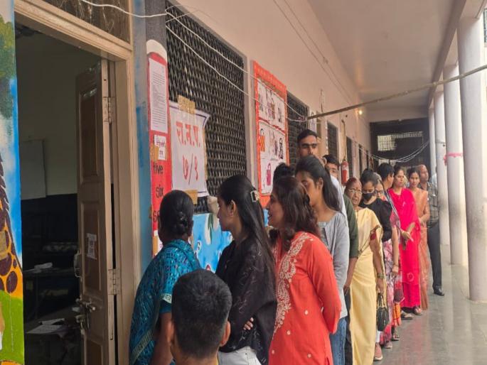 Voters' enthusiasm for Rajgurunagar Municipal Council 40 percent by 2 pm | Maharashtra Local Body Election 2025:राजगुरुनगर नगर परिषदेसाठी मतदारांचा उत्साह; दुपारी दोन वाजेपर्यंत ४० टक्के Voters' enthusiasm for Rajgurunagar Municipal Council 40 percent by 2 pm | Maharashtra Local Body Election 2025:राजगुरुनगर नगर परिषदेसाठी मतदारांचा उत्साह; दुपारी दोन वाजेपर्यंत ४० टक्के