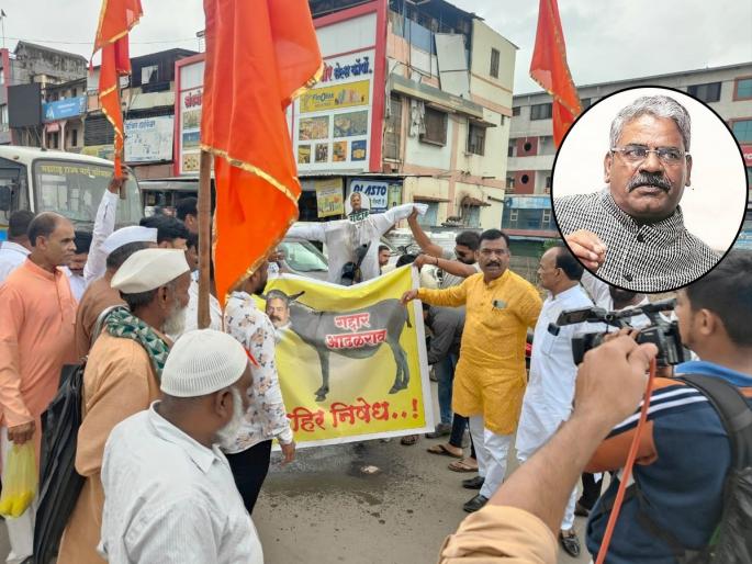 The statue of former Shiv Sena MP Shivaji Adharao Patal was burnt with a garland of shoes | VIDEO| शिवाजी आढळराव पाटलांच्या पुतळ्याला चपलांचा हार घालून दहन; शिवसैनिक आक्रमक The statue of former Shiv Sena MP Shivaji Adharao Patal was burnt with a garland of shoes | VIDEO| शिवाजी आढळराव पाटलांच्या पुतळ्याला चपलांचा हार घालून दहन; शिवसैनिक आक्रमक
