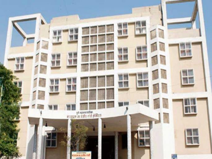 Drainage water in Rajiv Gandhi Hospital 'NICU' | राजीव गांधी रुग्णालयाच्या ‘एनआयसीयू’त ड्रेनेजचे पाणी Drainage water in Rajiv Gandhi Hospital 'NICU' | राजीव गांधी रुग्णालयाच्या ‘एनआयसीयू’त ड्रेनेजचे पाणी