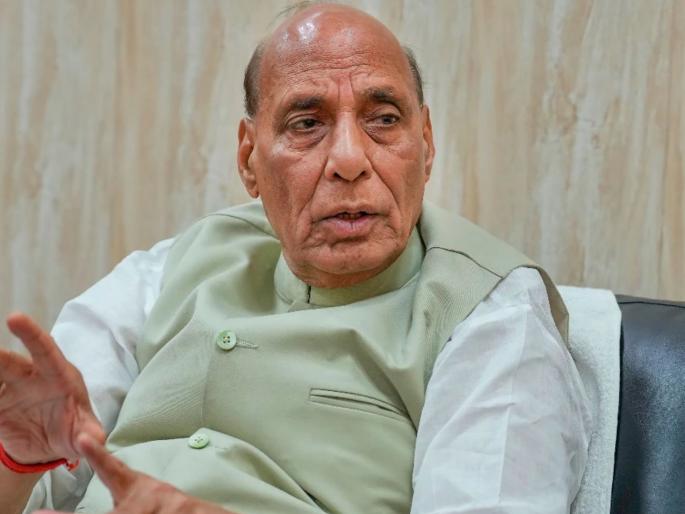 Defence Minister in favour of Defence Park in Chhatrapati Sambhaji Nagar, will hold a meeting in Delhi | छत्रपती संभाजीनगरात डिफेन्स पार्कसाठी संरक्षणमंत्री अनुकूल, दिल्लीत बैठक घेणार Defence Minister in favour of Defence Park in Chhatrapati Sambhaji Nagar, will hold a meeting in Delhi | छत्रपती संभाजीनगरात डिफेन्स पार्कसाठी संरक्षणमंत्री अनुकूल, दिल्लीत बैठक घेणार