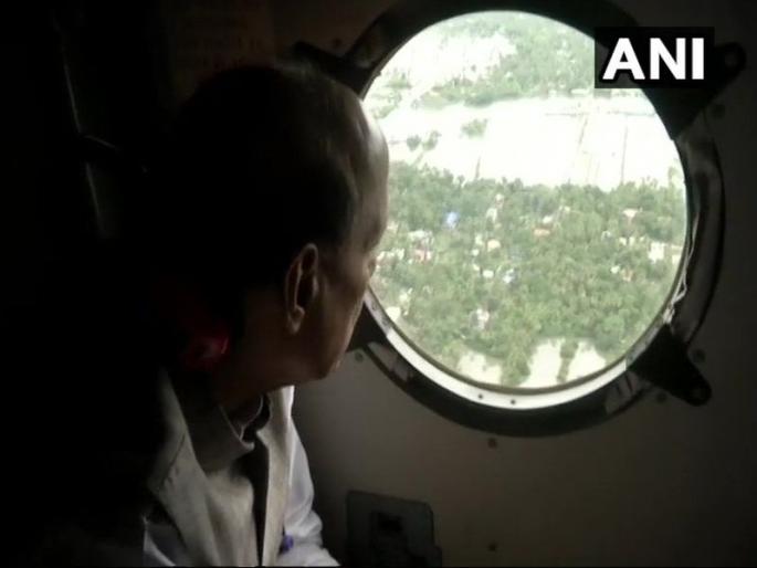 Rains in Kerala; Survey of flood affected area from Rajnath Singh | केरळात पावसाचा हाहाकार; राजनाथ सिंह यांच्याकडून पूरग्रस्त भागाची पाहणी, 100 कोटींचे पॅकेज जाहीर Rains in Kerala; Survey of flood affected area from Rajnath Singh | केरळात पावसाचा हाहाकार; राजनाथ सिंह यांच्याकडून पूरग्रस्त भागाची पाहणी, 100 कोटींचे पॅकेज जाहीर