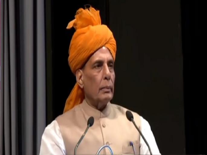 Defense Minister Rajnath Singh claims that Pakistan-occupied Kashmir will come to India without doing anything | काहीही न करताना पाकव्याप्त काश्मीर भारतात येईल, संरक्षणमंत्री राजनाथ सिंह यांचा मोठा दावा