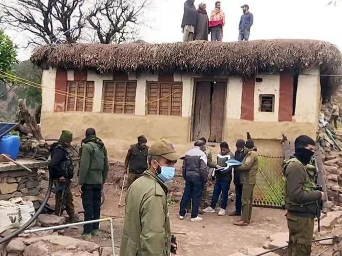 Rajouri Mysterious Deaths: 17 mysterious deaths in one village, mystery finally solved, doctors reveal shocking reason | एकाच गावात १७ रहस्यमय मृत्यू, अखेर गुढ उकलले, डॉक्टरांनी धक्कादायक कारण सांगितले   Rajouri Mysterious Deaths: 17 mysterious deaths in one village, mystery finally solved, doctors reveal shocking reason | एकाच गावात १७ रहस्यमय मृत्यू, अखेर गुढ उकलले, डॉक्टरांनी धक्कादायक कारण सांगितले
