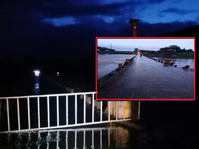 Heavy rains in Kolhapur district, three dams on Panchganga river under water | कोल्हापूर जिल्ह्यात पावसाची दमदार हजेरी, पंचगंगा नदीवरील पाच बंधारे पाण्याखाली