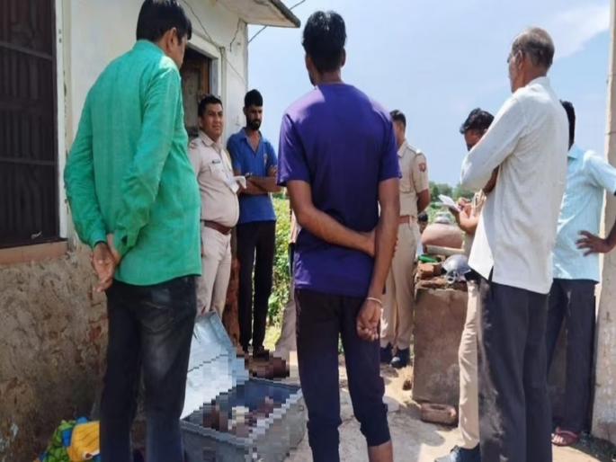 A boy's body was found in an iron box in a farm in Jhunjhunu, Rajasthan | तुमच्या शेतात लोखंडी पेटीत नातवाचा मृतदेह आहे, अंत्यसंस्कार करा; मालकाला फोन... A boy's body was found in an iron box in a farm in Jhunjhunu, Rajasthan | तुमच्या शेतात लोखंडी पेटीत नातवाचा मृतदेह आहे, अंत्यसंस्कार करा; मालकाला फोन...