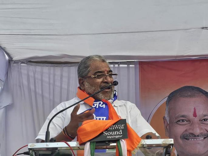 Those who closed down cooperative factories their private factories are in good condition Raju Shetty | ज्यांनी सहकारी कारखाने बंद पाडले, त्यांचे खासगी कारखाने उत्तम स्थितीत - राजू शेट्टी Those who closed down cooperative factories their private factories are in good condition Raju Shetty | ज्यांनी सहकारी कारखाने बंद पाडले, त्यांचे खासगी कारखाने उत्तम स्थितीत - राजू शेट्टी