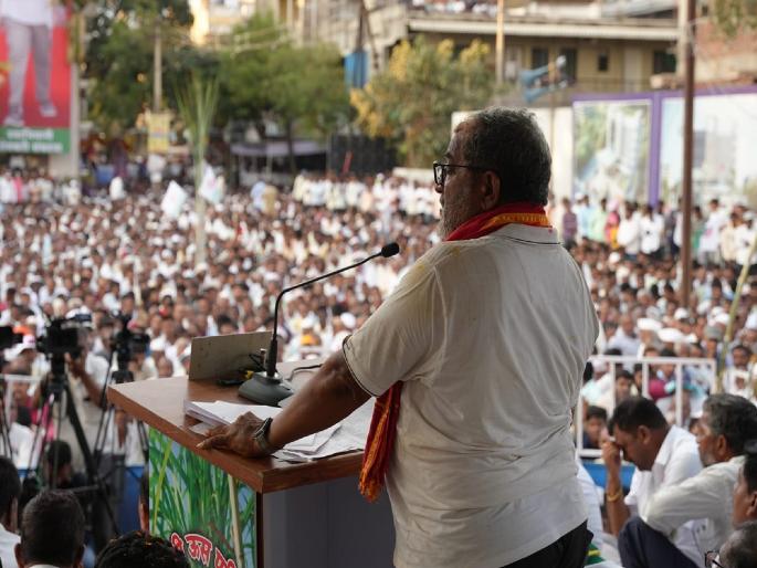 As the sugarcane price is not resolved the factory shuts down and the agitation ends during the season | ऊसदराची कोंडी फुटेना; ‘स्वाभिमानी’चा लढा संपेना As the sugarcane price is not resolved the factory shuts down and the agitation ends during the season | ऊसदराची कोंडी फुटेना; ‘स्वाभिमानी’चा लढा संपेना