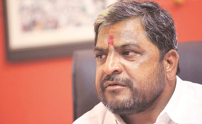 Modi should not crush agitation like Stalin, Raju Shetty warns: Farmers will not leave till bill is withdrawn | मोदींनी स्टॅलिनप्रमाणे आंदोलन चिरडू नये :राजू शेट्टी यांचा इशारा