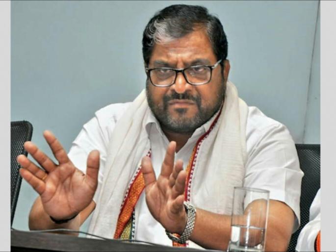 Satej Patil, Jayant Patil's conspiracy will be overturned - Raju Shetty | सतेज पाटील, जयंत पाटीलांचे कारस्थान उलथवून लावू - राजू शेट्टी  Satej Patil, Jayant Patil's conspiracy will be overturned - Raju Shetty | सतेज पाटील, जयंत पाटीलांचे कारस्थान उलथवून लावू - राजू शेट्टी