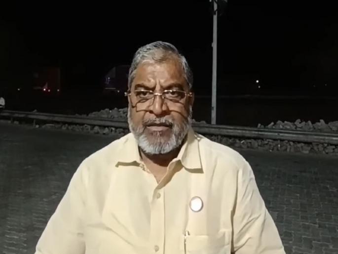 Former MP Raju Shetty the leader of Swabhimani alleged that the State Sugar Association had acted against the farmers in the hearing of the FRP Act | साखर संघाची शेतकऱ्यांविरोधात हुजरेगिरी, राजू शेट्टी यांचा आरोप  Former MP Raju Shetty the leader of Swabhimani alleged that the State Sugar Association had acted against the farmers in the hearing of the FRP Act | साखर संघाची शेतकऱ्यांविरोधात हुजरेगिरी, राजू शेट्टी यांचा आरोप