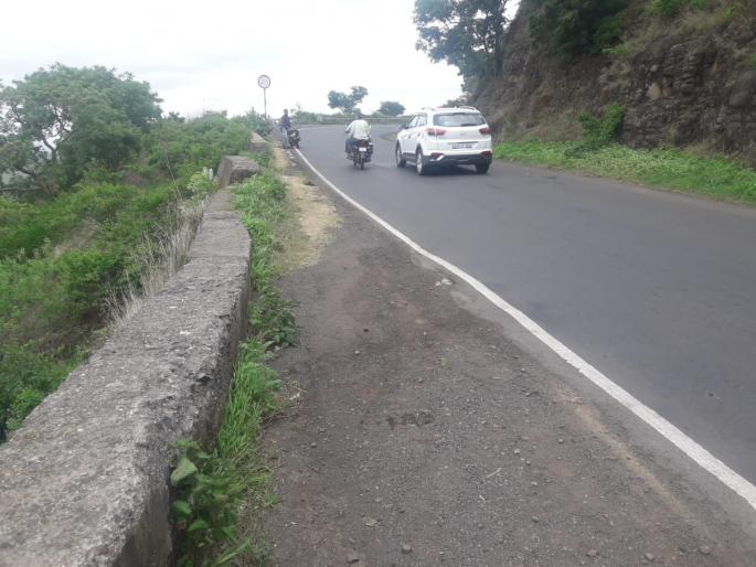 The need for repair of 442 bridges in Buldhana district | बुलडाणा जिल्ह्यात घाटावरील ४४२ पुलांच्या दुरूस्तीची गरज The need for repair of 442 bridges in Buldhana district | बुलडाणा जिल्ह्यात घाटावरील ४४२ पुलांच्या दुरूस्तीची गरज
