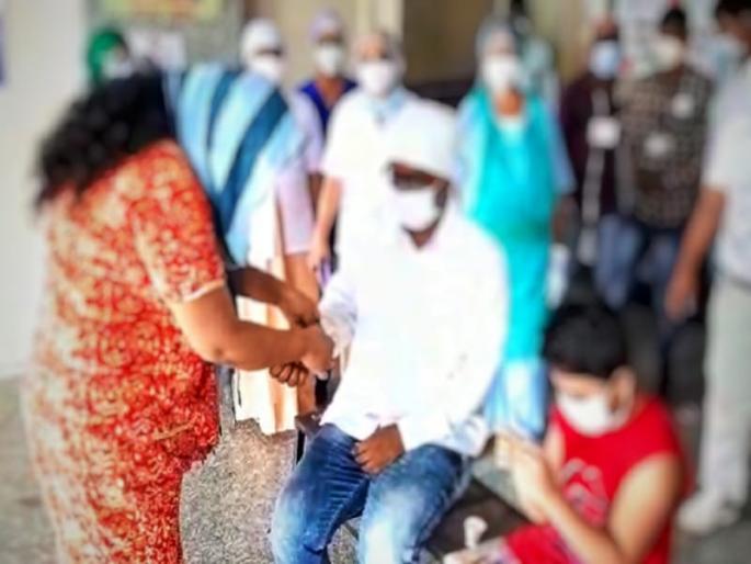 Rakshabandhan: Due to Corona someone's brother and someone's sister in hospital | रक्षाबंधन : कोरोनाने कोणाचा भाऊ, तर कोणाची बहीण रुग्णालयात Rakshabandhan: Due to Corona someone's brother and someone's sister in hospital | रक्षाबंधन : कोरोनाने कोणाचा भाऊ, तर कोणाची बहीण रुग्णालयात