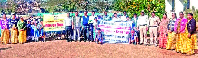 Road safety week public awareness rally in the city | शहरात रस्ता सुरक्षा सप्ताह जनजागृती रॅली