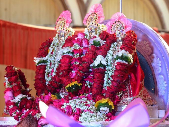 A grand procession from Shree Poddareshwar Ram Temple; Participation of 85 Chitrarathas with attractive Gajaratha | श्री पोद्दारेश्वर राम मंदिरातून निघाली भव्यदिव्य शोभायात्रा; आकर्षक गजरथासह ८५ चित्ररथांचा सहभाग A grand procession from Shree Poddareshwar Ram Temple; Participation of 85 Chitrarathas with attractive Gajaratha | श्री पोद्दारेश्वर राम मंदिरातून निघाली भव्यदिव्य शोभायात्रा; आकर्षक गजरथासह ८५ चित्ररथांचा सहभाग