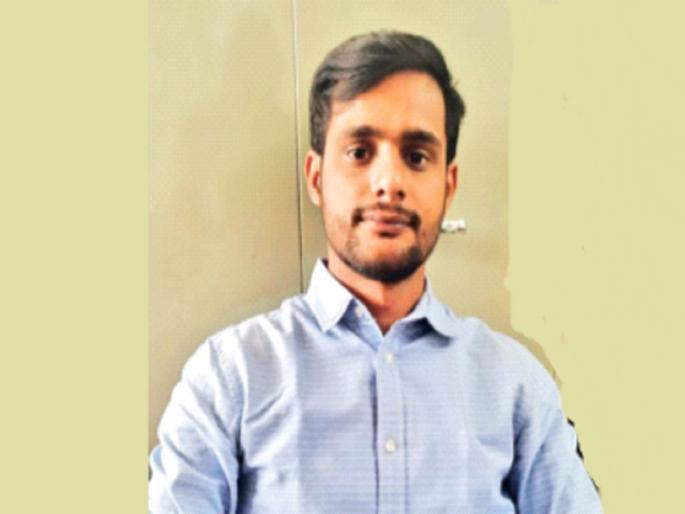 Came as a householder, now an official; the product of struggle, determination and perseverance | घरगडी म्हणून आला, आता अधिकारी झाला; संघर्ष, जिद्द आणि चिकाटीचा परिपाक Came as a householder, now an official; the product of struggle, determination and perseverance | घरगडी म्हणून आला, आता अधिकारी झाला; संघर्ष, जिद्द आणि चिकाटीचा परिपाक
