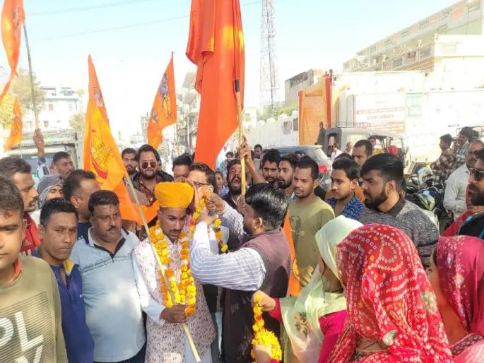 ram mandir udghatan Ram Singh Rathod who will run 800 kilometers from Kuchaman in Rajasthan to Ayodhya in Uttar Pradesh | 800 KM धावत प्रवास! भरतीची तयारी करणाऱ्या तरूणाची रामललाच्या दर्शनासाठी अयोध्येकडे कूच ram mandir udghatan Ram Singh Rathod who will run 800 kilometers from Kuchaman in Rajasthan to Ayodhya in Uttar Pradesh | 800 KM धावत प्रवास! भरतीची तयारी करणाऱ्या तरूणाची रामललाच्या दर्शनासाठी अयोध्येकडे कूच