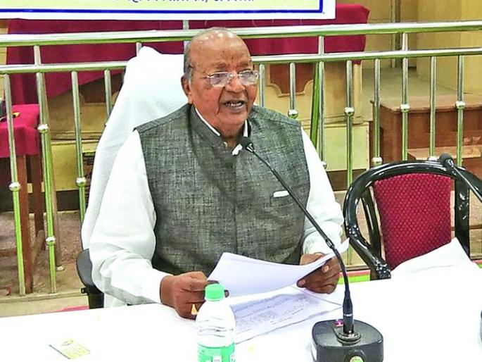 Akola: Do not privatize cleanliness work - Ram Pawar | अकोला : सफाई कामाचे खासगीकरण नको - राम पवार Akola: Do not privatize cleanliness work - Ram Pawar | अकोला : सफाई कामाचे खासगीकरण नको - राम पवार