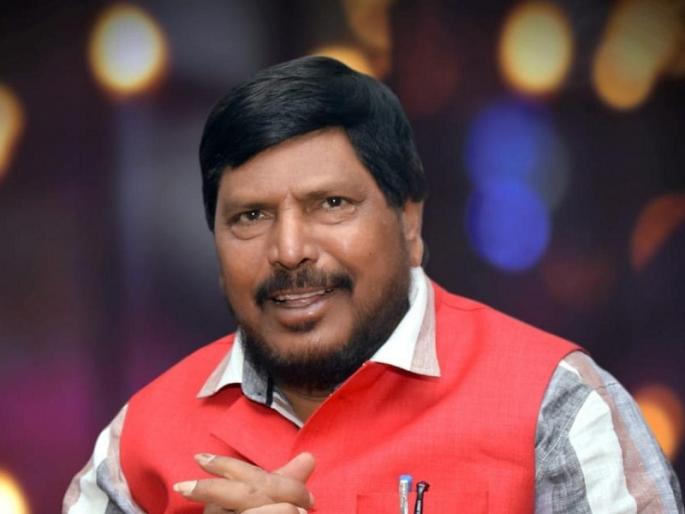 Ramdas Athavale says, 'Mohan Bhagwat's role is right, not everyone should be looking for history' | रामदास आठवले म्हणाले, 'मोहन भागवतांची भूमिका योग्यच, प्रत्येकाने इतिहास शोधत बसू नये' Ramdas Athavale says, 'Mohan Bhagwat's role is right, not everyone should be looking for history' | रामदास आठवले म्हणाले, 'मोहन भागवतांची भूमिका योग्यच, प्रत्येकाने इतिहास शोधत बसू नये'