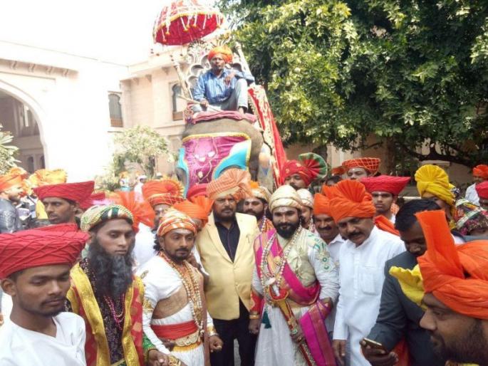 Become Chhatrapati Shivrajaya's Mawale by forgetting casteism- Ramdas Athavale | जाती-धर्मभेद विसरून छत्रपती शिवरायांचे मावळे व्हा- रामदास आठवले Become Chhatrapati Shivrajaya's Mawale by forgetting casteism- Ramdas Athavale | जाती-धर्मभेद विसरून छत्रपती शिवरायांचे मावळे व्हा- रामदास आठवले