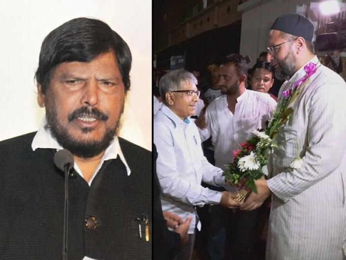 Alliance of Prakash Ambedkar and MIM is helpful to BJP RPI, says ramdas athawale | रामदास आठवलेंचं वेगळंच गणित; म्हणे, भारिप-एमआयएम युती मजबूत होऊ दे!  Alliance of Prakash Ambedkar and MIM is helpful to BJP RPI, says ramdas athawale | रामदास आठवलेंचं वेगळंच गणित; म्हणे, भारिप-एमआयएम युती मजबूत होऊ दे!