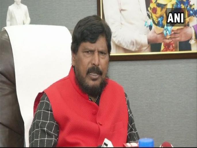  Our support is open to support, Ambedkar's hidden help - Ramdas Athawale | आमचा युतीला उघड पाठिंबा, आंबेडकर करतात छुपी मदत - रामदास आठवले