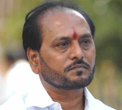 Ramdas Kadam will not be allowed to rot in Kolhapur: Gross Maratha society | रामदास कदम यांना कोल्हापुरात फिरू देणार नाही : सकल मराठा समाज