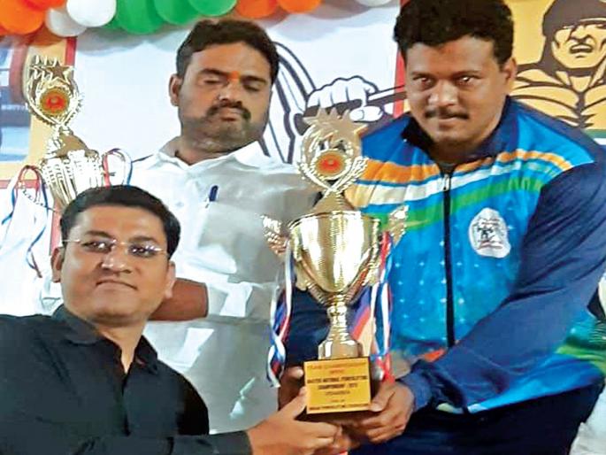 Ramdas Kharat won the Masters Strong Man of India book | रामदास खरात यांनी पटकावला मास्टर्स स्ट्रॉंग मॅन ऑफ इंडियाचा किताब Ramdas Kharat won the Masters Strong Man of India book | रामदास खरात यांनी पटकावला मास्टर्स स्ट्रॉंग मॅन ऑफ इंडियाचा किताब