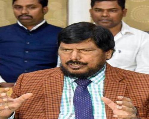 BJP should give mayor post to rpi in Pune Municipal Corporation said Ramdas Athawale | Ramdas Athawale: पुणे महापालिकेत भाजपने रिपाईला महापौरपद द्यावे