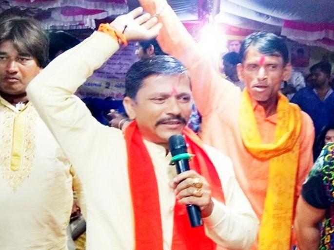 lok sabha election gujarat bjp mla says modi govt fitted cctv in polling booths if less votes to bjp | मोदींनी कॅमेरे लावलेत, भाजपाला मत न दिल्यास काम मिळणार नाही; भाजपा आमदाराची धमकी lok sabha election gujarat bjp mla says modi govt fitted cctv in polling booths if less votes to bjp | मोदींनी कॅमेरे लावलेत, भाजपाला मत न दिल्यास काम मिळणार नाही; भाजपा आमदाराची धमकी