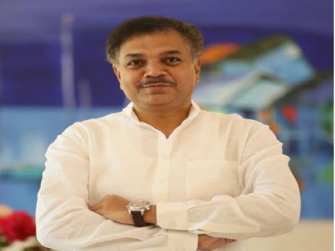 Political quake hits Osmanabad soon;rana patil enters in BJP on sunday | उस्मानाबादेत राजकीय भूकंपाचा मुहूर्त ठरला;रविवारी महाजनादेश यात्रेत राणा पाटलांचा भाजप प्रवेश ? Political quake hits Osmanabad soon;rana patil enters in BJP on sunday | उस्मानाबादेत राजकीय भूकंपाचा मुहूर्त ठरला;रविवारी महाजनादेश यात्रेत राणा पाटलांचा भाजप प्रवेश ?