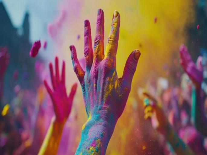 Youths clash in Pune Asked to explain why they threw paint three people including a minor girl attacked with a crowbar | पुण्यात तरुणांची टवाळखोरी; रंग टाकल्याचा जाब विचारला, अल्पवयीन मुलीसह तिघांवर कोयत्याने वार Youths clash in Pune Asked to explain why they threw paint three people including a minor girl attacked with a crowbar | पुण्यात तरुणांची टवाळखोरी; रंग टाकल्याचा जाब विचारला, अल्पवयीन मुलीसह तिघांवर कोयत्याने वार