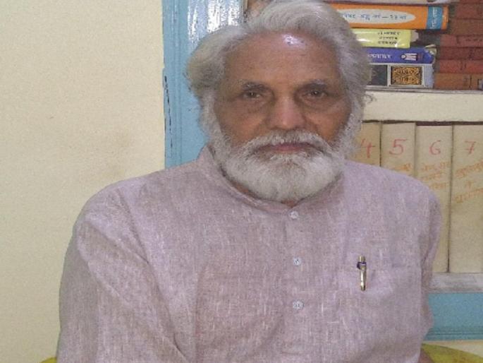 Ranganath Tiwari has been awarded the Maharashtra Bharti Literary Award by the state government | रंगनाथ तिवारी यांना राज्य शासनाचा 'महाराष्ट्र भारती' साहित्य पुरस्कार जाहीर Ranganath Tiwari has been awarded the Maharashtra Bharti Literary Award by the state government | रंगनाथ तिवारी यांना राज्य शासनाचा 'महाराष्ट्र भारती' साहित्य पुरस्कार जाहीर