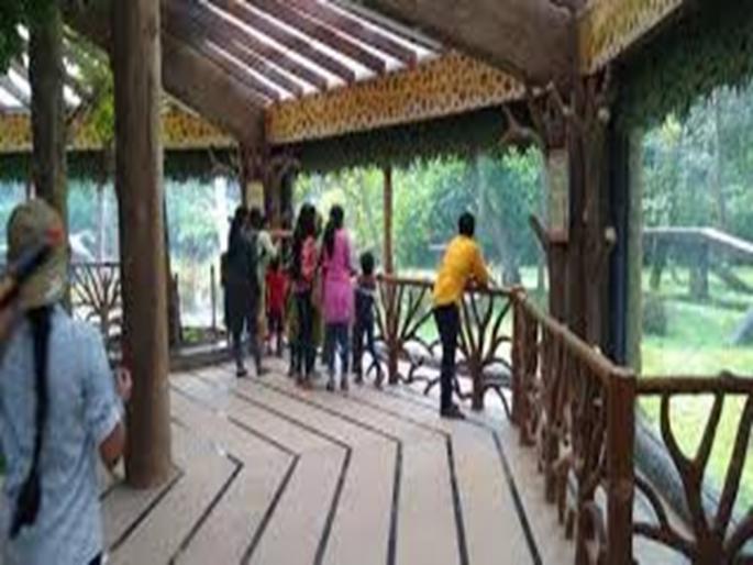 New house construction near garden for exotic animals | परदेशी प्राण्यांसाठी राणीच्या बागेलगत नवी ' घर बांधणी' New house construction near garden for exotic animals | परदेशी प्राण्यांसाठी राणीच्या बागेलगत नवी ' घर बांधणी'