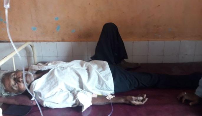 Washim: person take poison in the court area of ​​Manora! | वाशिम : मानोरा येथे न्यायालय परिसरात इसमाने घेतले विष!