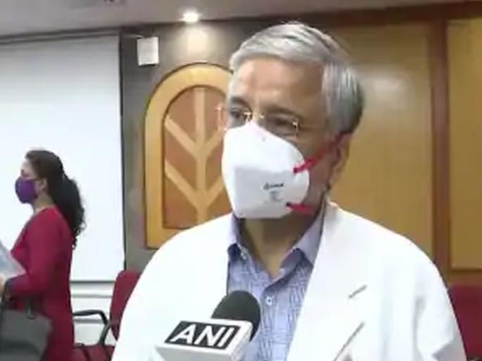 CoronaVirus: Use a mask at home to prevent corona infections! Dr. randeep guleria | CoronaVirus: कोरोनाचे संक्रमण टाळायचे असेल तर घरीदेखील मास्क वापरा! वाचा डॉ. रणदीप गुलेरिया काय म्हणतात... CoronaVirus: Use a mask at home to prevent corona infections! Dr. randeep guleria | CoronaVirus: कोरोनाचे संक्रमण टाळायचे असेल तर घरीदेखील मास्क वापरा! वाचा डॉ. रणदीप गुलेरिया काय म्हणतात...
