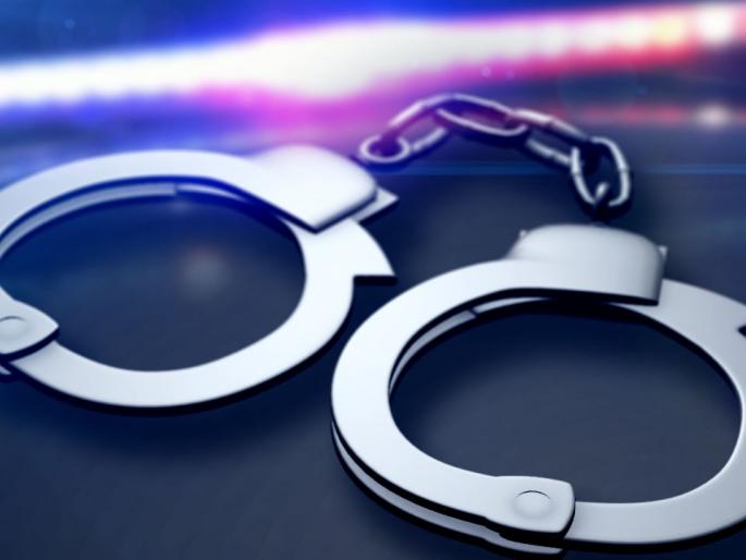 Two arrested for demanding ransom | खंडणी मागितल्याप्रकरणी दोन जण अटकेत