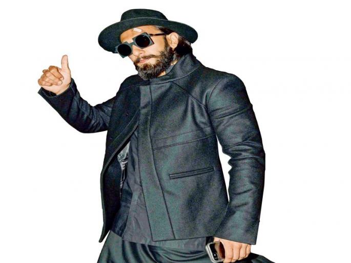 Fashion forever, fashionable journey to create your own style statement | फॅशन 4 ever, स्वत:चं स्टाईल स्टेटमेण्ट घडवण्याचा फॅशनेबल प्रवास Fashion forever, fashionable journey to create your own style statement | फॅशन 4 ever, स्वत:चं स्टाईल स्टेटमेण्ट घडवण्याचा फॅशनेबल प्रवास