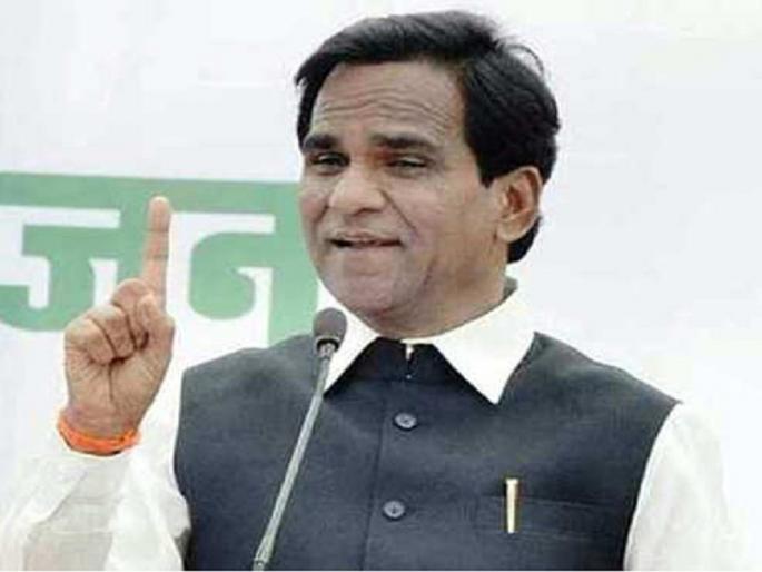 Rahul Gandhi means ‘bull left to God’; Raosaheb Danve's tongue slipped again | राहुल गांधी म्हणजे ‘देवाला सोडलेला वळू’; रावसाहेब दानवेंची जीभ पुन्हा घसरली Rahul Gandhi means ‘bull left to God’; Raosaheb Danve's tongue slipped again | राहुल गांधी म्हणजे ‘देवाला सोडलेला वळू’; रावसाहेब दानवेंची जीभ पुन्हा घसरली