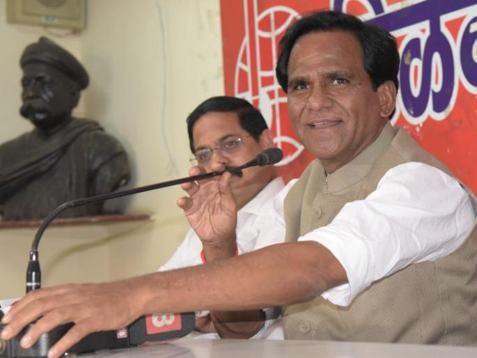 The higher the seats, those will be considered 'big brother': Raosaheb Danwe | ज्याच्या जागा जास्त, तोच ठरेल ‘मोठा भाऊ’ : रावसाहेब दानवे The higher the seats, those will be considered 'big brother': Raosaheb Danwe | ज्याच्या जागा जास्त, तोच ठरेल ‘मोठा भाऊ’ : रावसाहेब दानवे