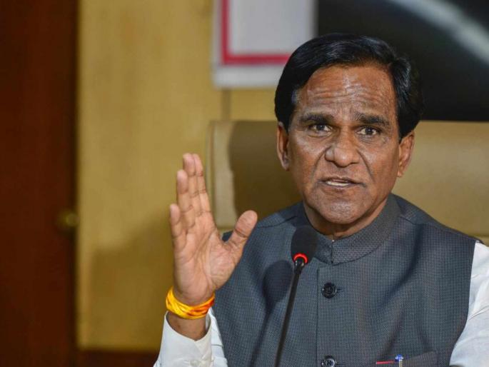 Raosaheb Danve informed when the oath taking ceremony of the Mahayuti government will take place | "३० नोव्हेंबरपर्यंत मुख्यमंत्रीपदाचे नाव निश्चित होईल"; रावसाहेब दानवेंनी सांगितला फॉर्म्युला Raosaheb Danve informed when the oath taking ceremony of the Mahayuti government will take place | "३० नोव्हेंबरपर्यंत मुख्यमंत्रीपदाचे नाव निश्चित होईल"; रावसाहेब दानवेंनी सांगितला फॉर्म्युला
